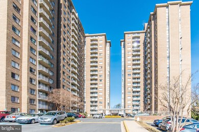 Presidential Towers unit T-15, Adelphi, MD 20783 - photo 2