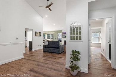 651 Woodhaven Dr unit 57, Commerce Township, MI 48390 - photo 4