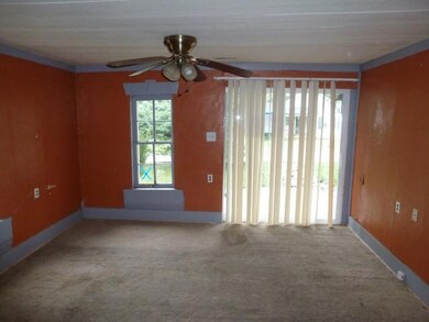 309 Colonial Ave, Shelbyville, TN 37160 - photo 4