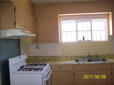 7741 Adobe Dr, El Paso, TX 79915 - photo 5