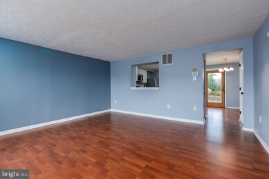 1227 Valley Leaf Ct, Edgewood, MD 21040 - photo 3