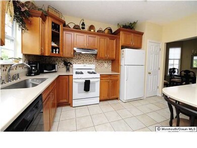 177 Cheyenne St, Tinton Falls, NJ 07712 - photo 6