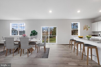 2836 Turning Leaf Ct, Lake of the Woods, VA 22508 - photo 5