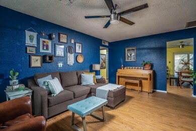 9813 N 11th St, Phoenix, AZ 85020 - photo 5