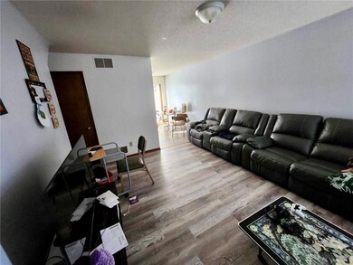 2738 51st St, Des Moines, IA 50310 - photo 5