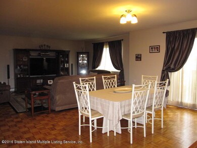 76 Lamped Loop unit A, Staten Island, NY 10314 - photo 2