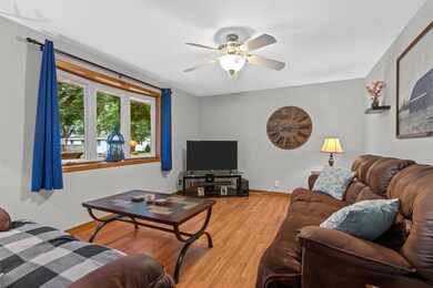 2908 Blaine St, Stevens Point, WI 54481 - photo 5