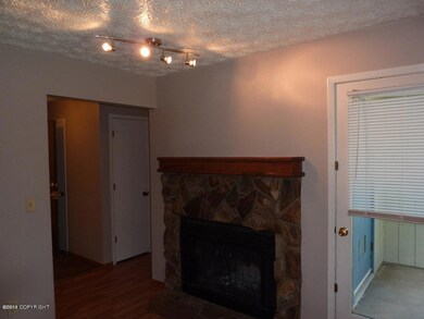 E 43 FIREPLACE