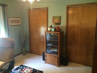 Second Bedroom - double closet