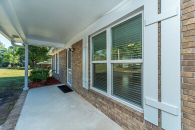 5-web-or-mls-1002 Anderson St Exterior-5