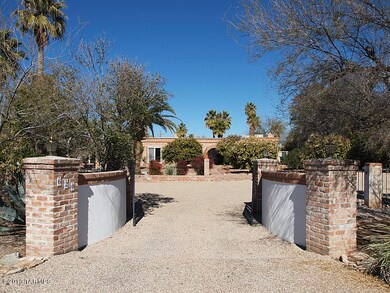 Gated entry to property