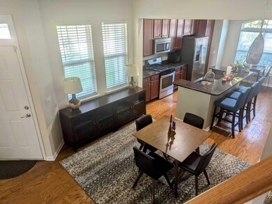 1215 Circle Oaks 6
