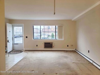 181 Lamped Loop unit 43, Staten Island, NY 10314 - photo 5