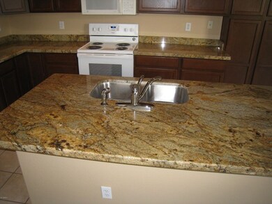 LEV-ORAIBI- Kitchen _5