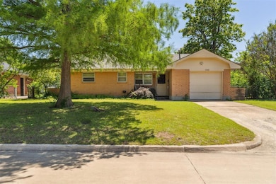 1702 Denison Dr, Norman, OK 73069 - photo 2