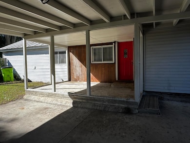 213 W Montcalm St, Greenville, MI 48838 - photo 4