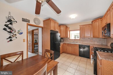 128 W Washington St, Riverside, NJ 08075 - photo 3