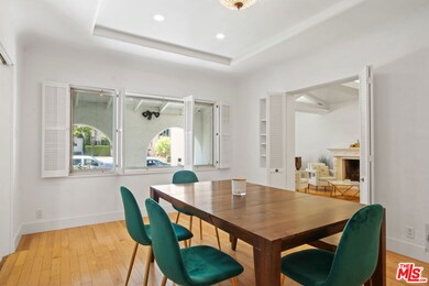 352 S Wetherly Dr, Beverly Hills, CA 90211 - photo 6