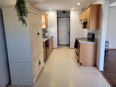 1135 W Almond Ct, Nixa, MO 65714 - photo 6