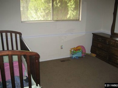 3037 Cloverdale Dr, Sparks, NV 89434 - photo 5