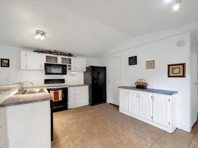 110 Tripletree St, Lufkin, TX 75904 - photo 7