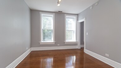 1148 W Addison St unit 2, Chicago, IL 60613 - photo 3