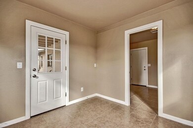 3824 N 35th St, Phoenix, AZ 85018 - photo 6