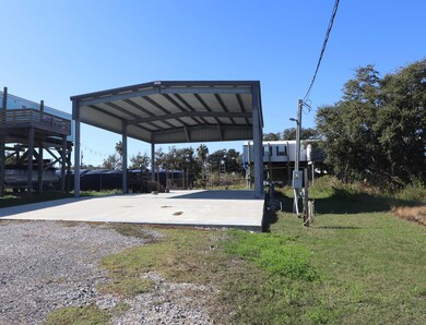 227 Oak Ln, Grand Isle, LA 70358 - photo 4