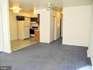 11936 Waldemire Dr unit B, Philadelphia, PA 19154 - photo 4