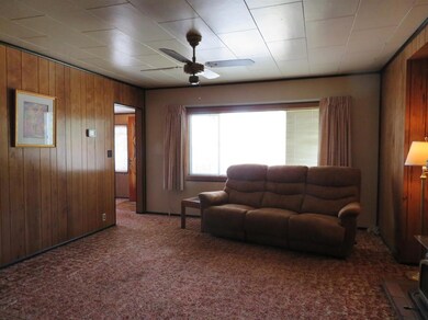 1843 Oregon Ave, Klamath Falls, OR 97601 - photo 2