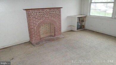3015 Lorena Ave, Baltimore, MD 21230 - photo 4