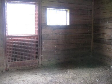 2350 Patterson Rd, Versailles, KY 40383 - photo 5