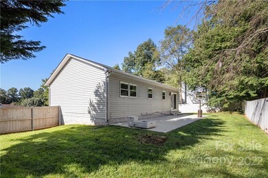 17 Ashwood Dr, Asheville, NC 28803 - photo 4