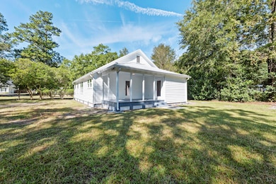 136 West St, Moncks Corner, SC 29461 - photo 3