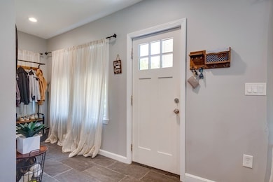 108 Leighton St, Fitchburg, MA 01420 - photo 4