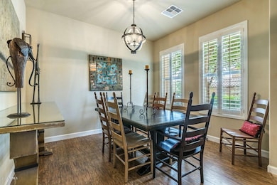Encore - dining room