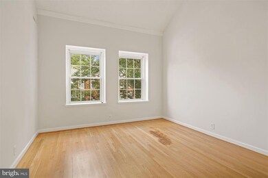 4822 29th St S unit C2, Arlington, VA 22206 - photo 6
