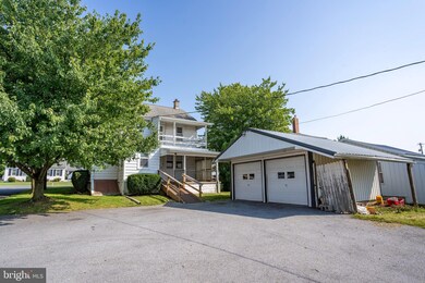 936 W Main St, New Holland, PA 17557 - photo 6