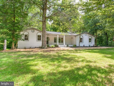 3741 Hollyberry Dr, Huntingtown, MD 20639 - photo 4