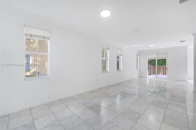 10770 NW 74th Ln, Doral, FL 33178 - photo 4