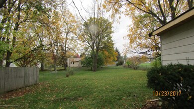 129 E Miller Rd, Lansing, MI 48911 - photo 6