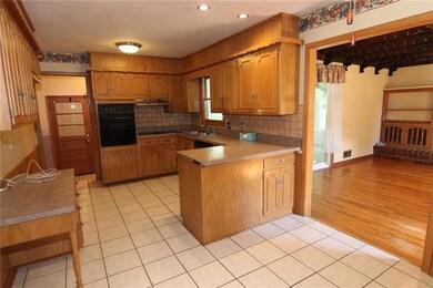 11601 W 51st Terrace, Shawnee, KS 66203 - photo 7