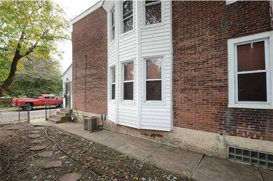 409 Franklin St, Darby, PA 19023 - photo 3