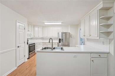 5820 Elm Tree Dr unit 1, Buford, GA 30518 - photo 6