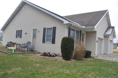 109 Michael St, Versailles, IN 47042 - photo 5