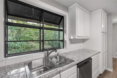 17 Cobb Cir, Bella Vista, AR 72715 - photo 3