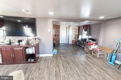 404 E 7th Ave, Ranson, WV 25438 - photo 5