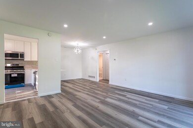 513 Shetland Ct unit 513, Sewell, NJ 08080 - photo 4