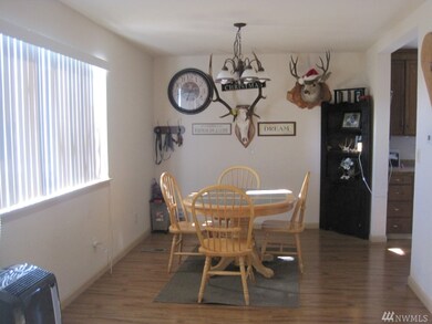 973 SW 20th St, Chehalis, WA 98532 - photo 5