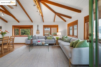 2587 Piedmont Ave unit 3, Berkeley, CA 94704 - photo 4